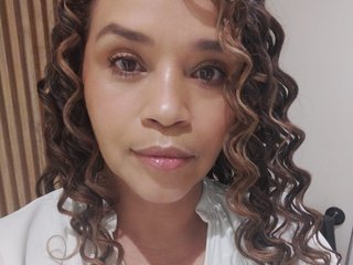 Erotični video klepet Candela-lat