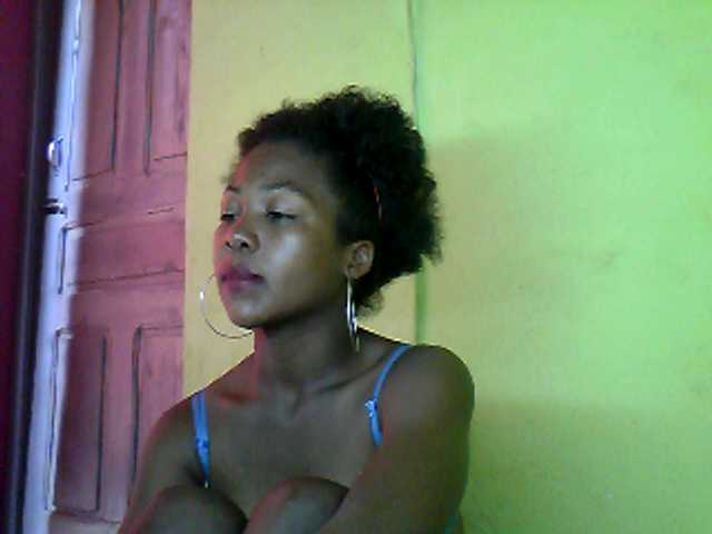 Oddajajo posnetke zaslona candycrush