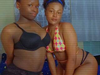 Erotični video klepet Candydols