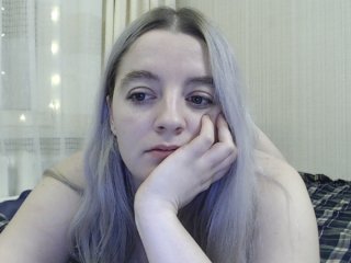 Oddajajo posnetke zaslona CandyEva
