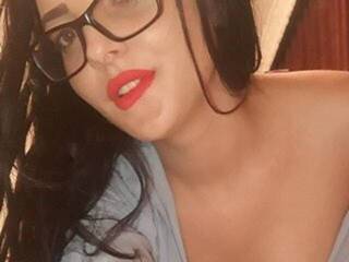 Erotični video klepet CandyLuu