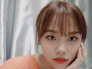 Erotični video klepet CandyNami