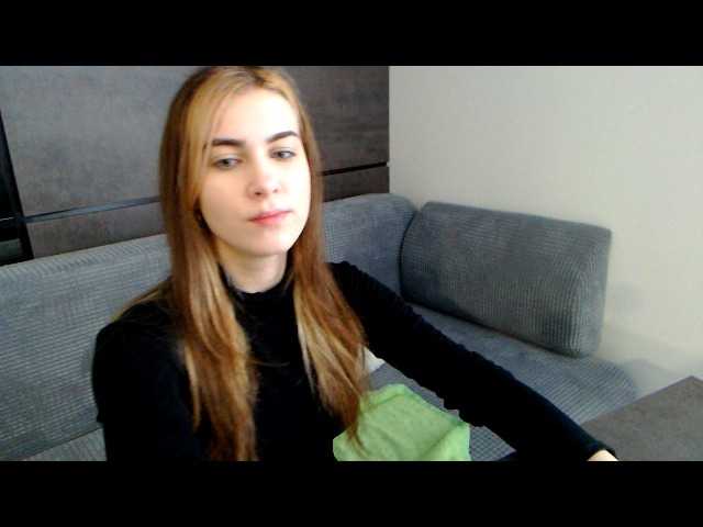 Oddajajo posnetke zaslona CandyRose