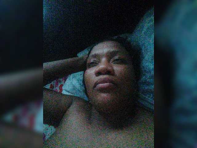 Oddajajo posnetke zaslona Canela08