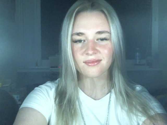 Oddajajo posnetke zaslona Carmen4you