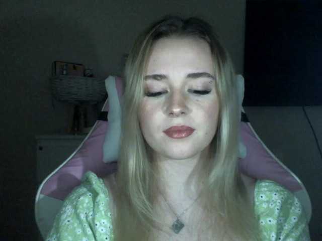 Oddajajo posnetke zaslona Carmen4you