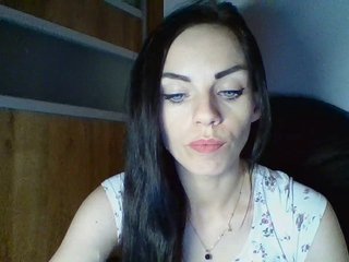 Erotični video klepet CassieDoll
