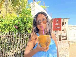 Erotični video klepet Cassyah