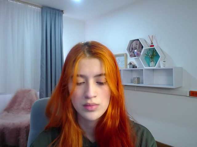 Oddajajo posnetke zaslona cat-moon