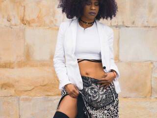 Erotični video klepet Cata420