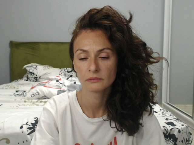 Oddajajo posnetke zaslona CattyJane