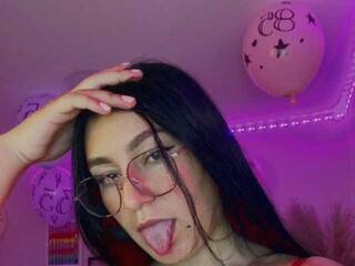 Erotični video klepet Ceeleste-