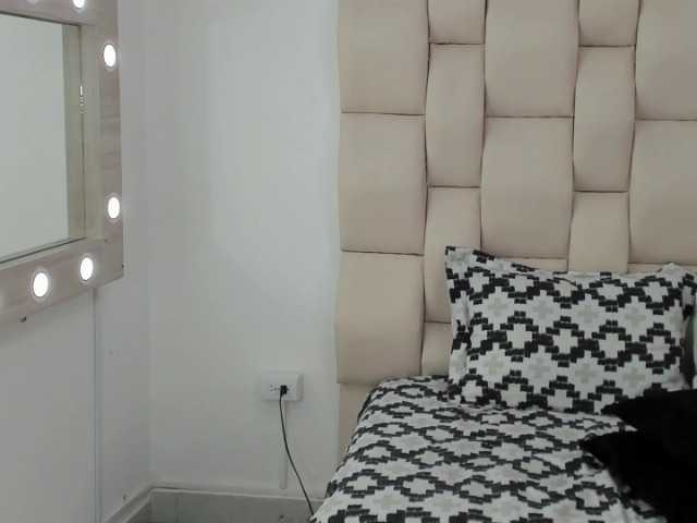 Oddajajo posnetke zaslona CelesteTaylor