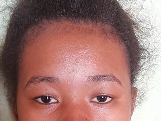 Erotični video klepet Chanellah