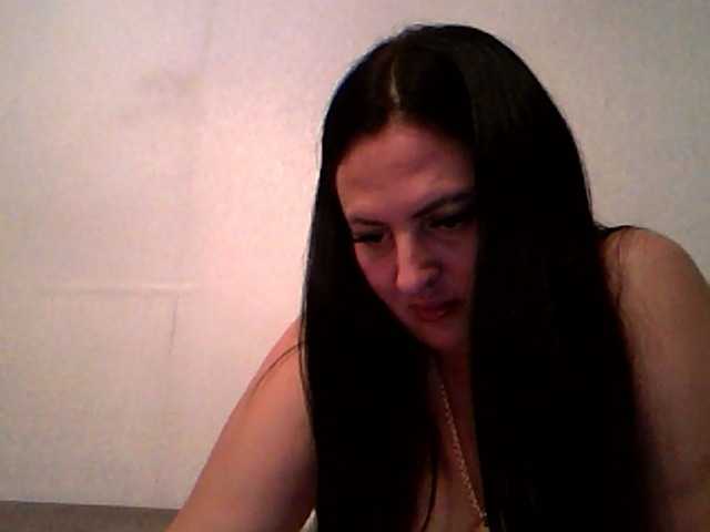 Oddajajo posnetke zaslona Lovesexkiss