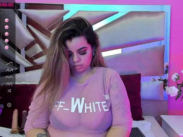 Oddajajo posnetke zaslona CarolSmiith