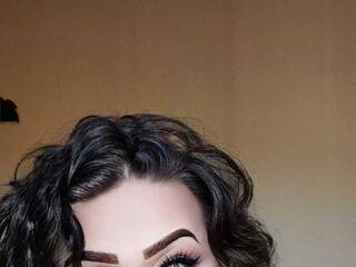 Erotični video klepet CherryXX1