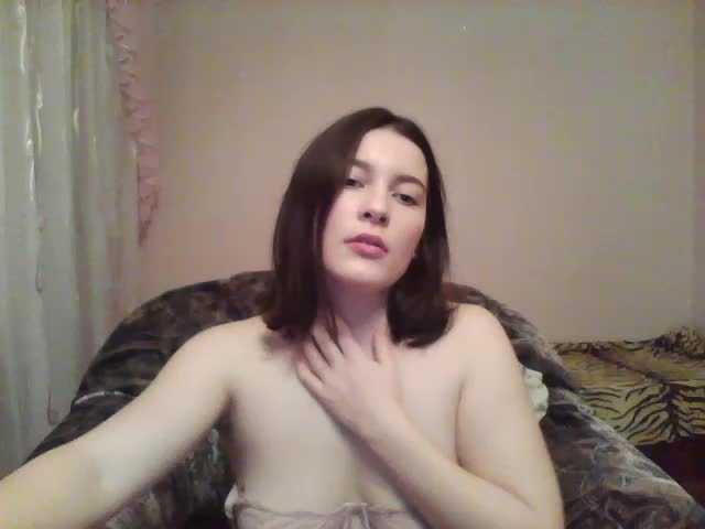 Fotografije CherryyPiee Hey guys!:) Goal- #Dance #hot #pvt #c2c #fetish #feet #roleplay Tip to add at friendlist and for requests!