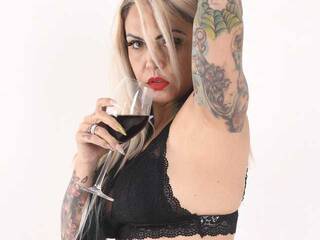 Erotični video klepet inkfemme