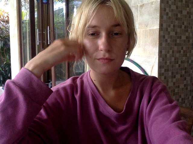 Oddajajo posnetke zaslona lilbadgurl