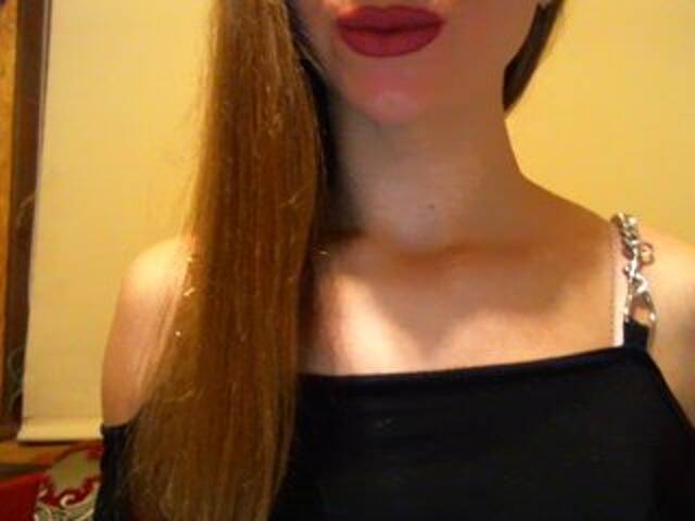 Oddajajo posnetke zaslona CocoMademoise