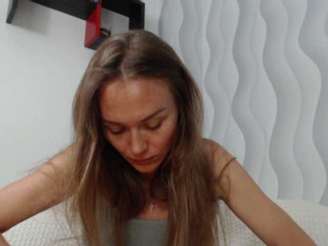 Oddajajo posnetke zaslona comedgarson