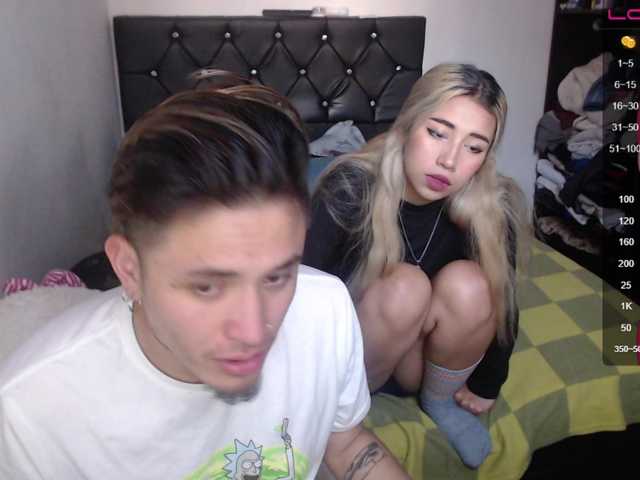 Oddajajo posnetke zaslona Couple--sexxx