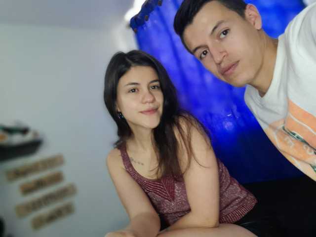 Profilna fotografija couplehorny21