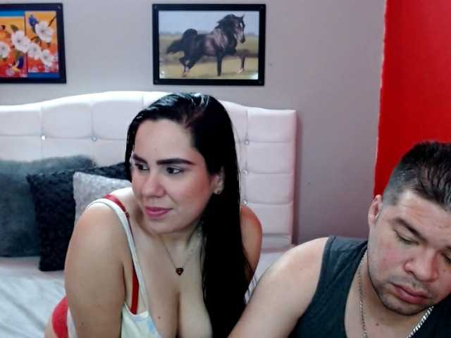 Oddajajo posnetke zaslona coupleshott