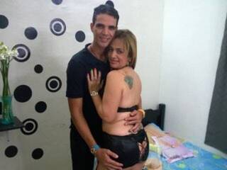 Erotični video klepet Couplexlove4u