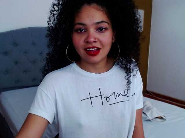 Oddajajo posnetke zaslona Courageuse