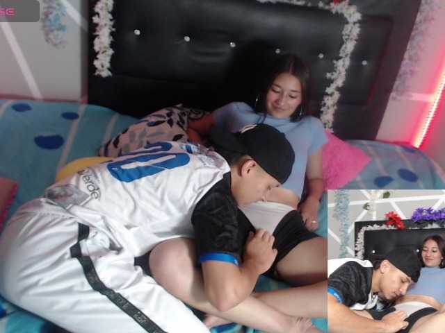 Oddajajo posnetke zaslona COZY7COUPLE