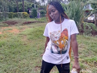 Erotični video klepet Creamymomma