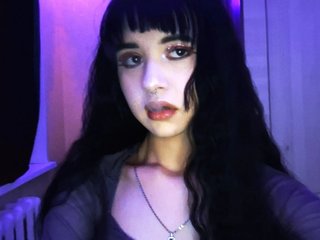 Erotični video klepet Wednesday13
