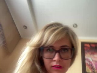 Erotični video klepet Crystal00Girl