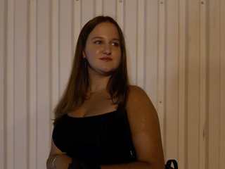 Erotični video klepet CrystalMuse