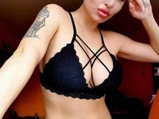 Erotični video klepet CumInMeNowBBy