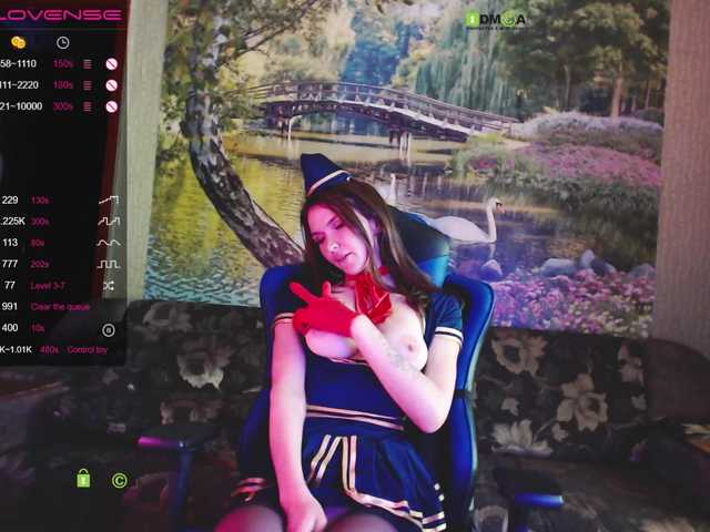 Oddajajo posnetke zaslona EVERGLOW