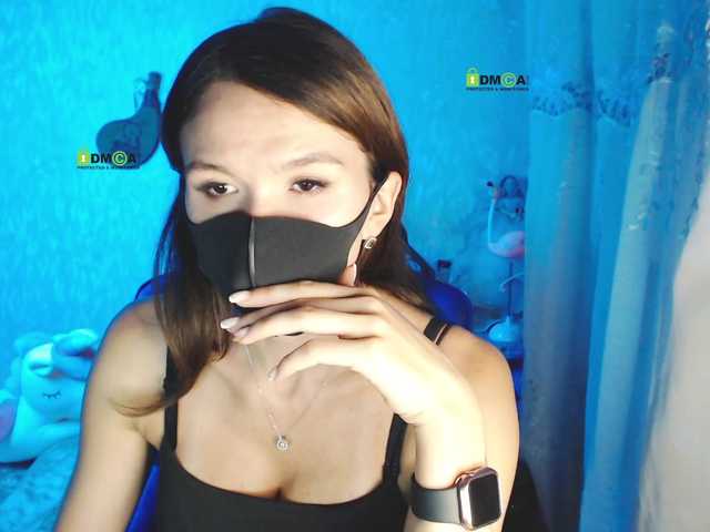 Oddajajo posnetke zaslona EVERGLOW