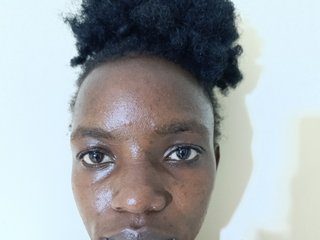 Erotični video klepet Cute-Talia