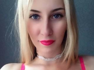 Profilna fotografija cuteblondee