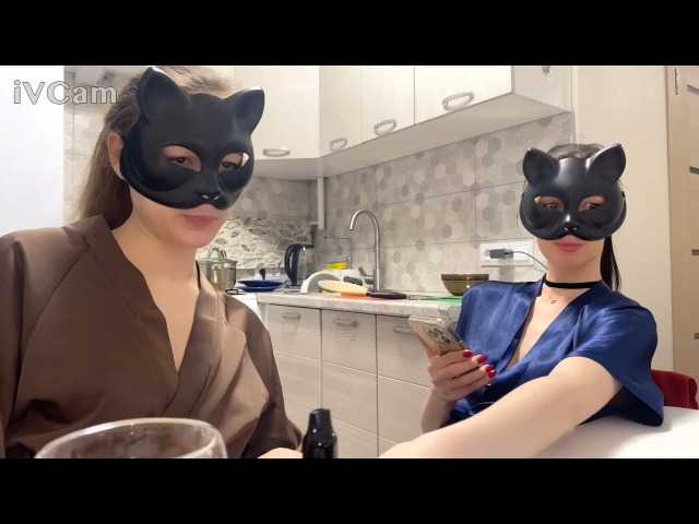 Oddajajo posnetke zaslona CuteCats