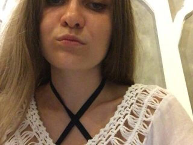 Oddajajo posnetke zaslona Eliness