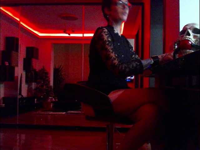 Oddajajo posnetke zaslona DaemonInk