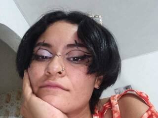 Erotični video klepet DaenerysNaughty