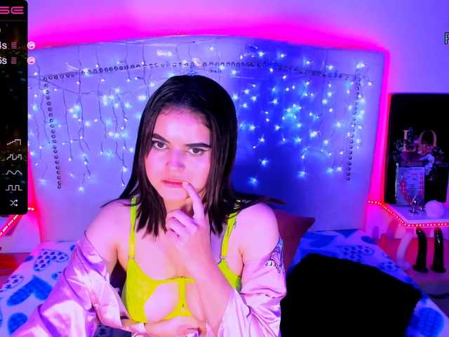 Fotografije Daliaaprilx Welcome guys, let's have fun show pussy 70, show boobs 60, show ass 50, dildo pussy 120, anal 300, deep Throat 100, squirt 300, naked 120.