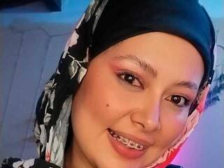 Erotični video klepet DanaAlabi