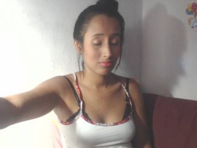 Oddajajo posnetke zaslona danahot1