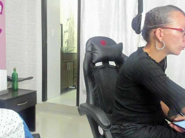 Oddajajo posnetke zaslona Danielaxue