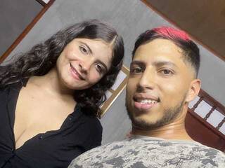 Erotični video klepet Danna-Leo